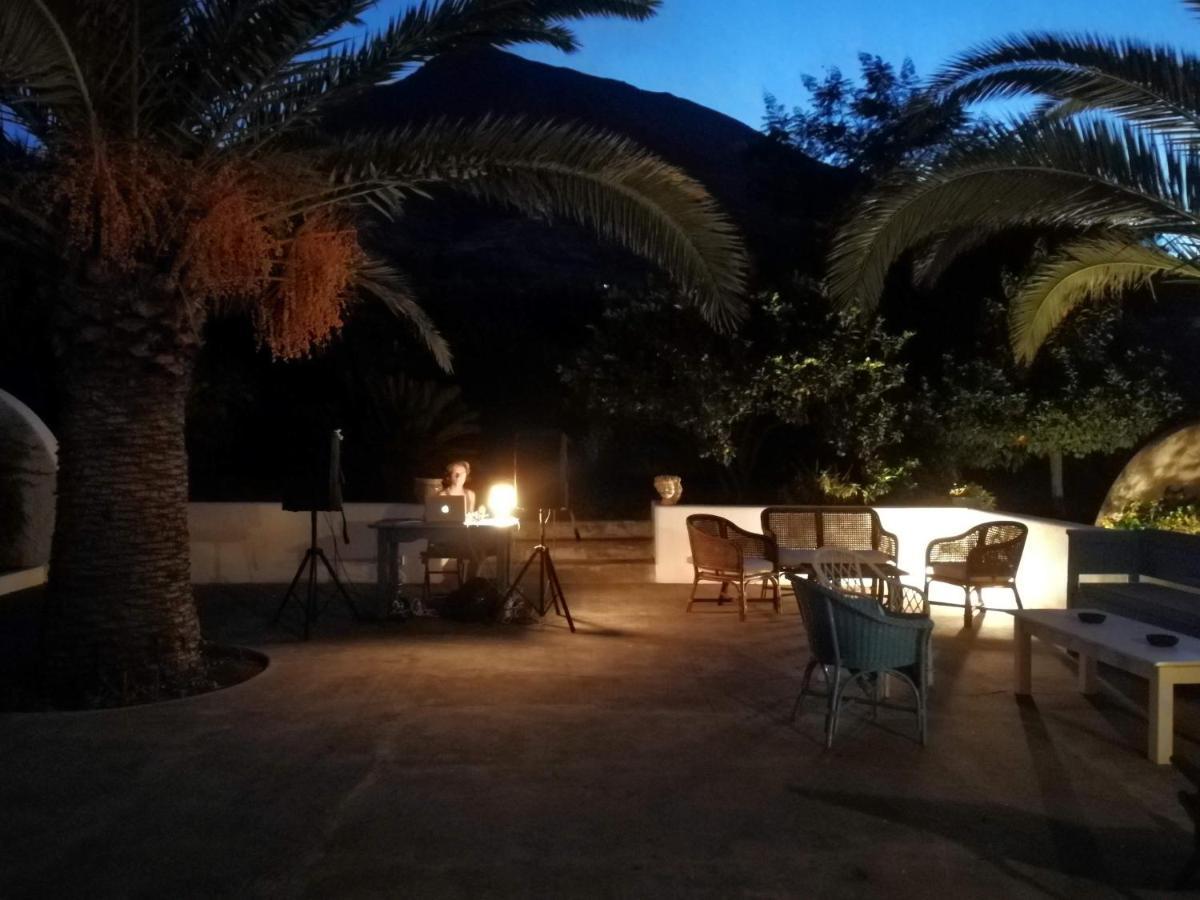 Casa Carlotta Bed and Breakfast Στρόμπολι Εξωτερικό φωτογραφία